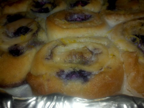 Blueberry-Lemon Sweet Rolls